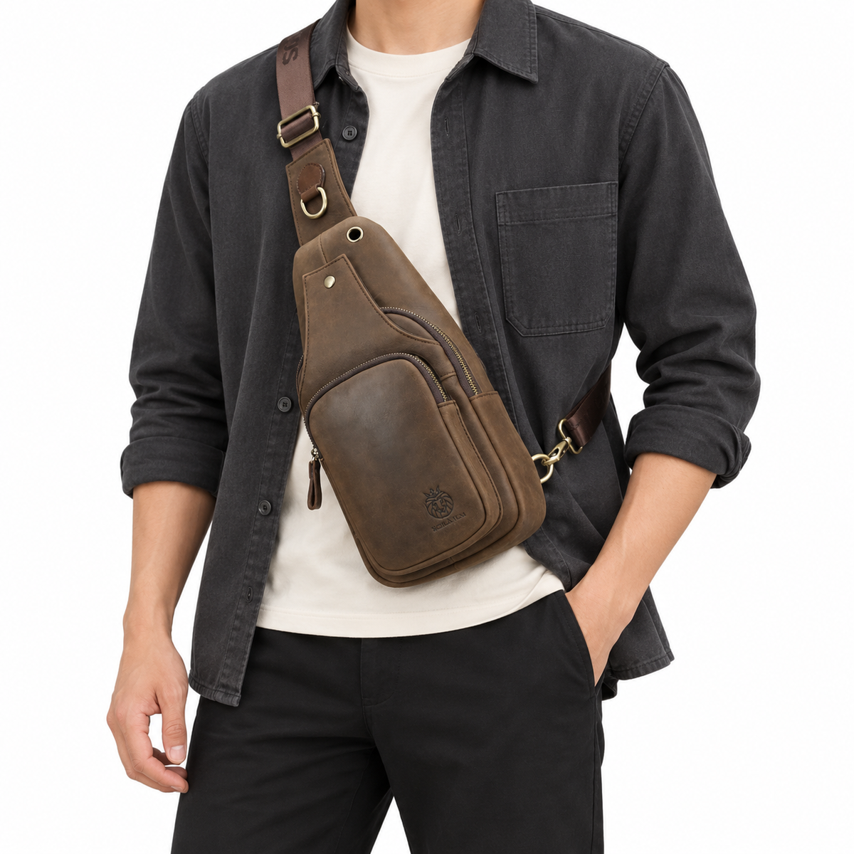 Sacoche Bandoulière Homme en Cuir Mat et Laiton